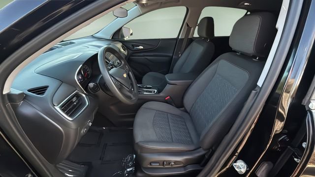 Used 2023 Chevrolet Equinox LT FWD image 18