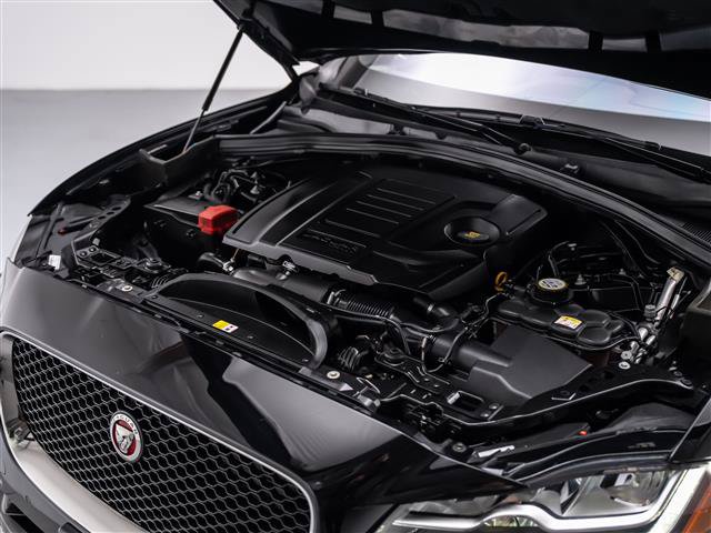 Used 2018 Jaguar F-PACE Prestige AWD/4WD image 10