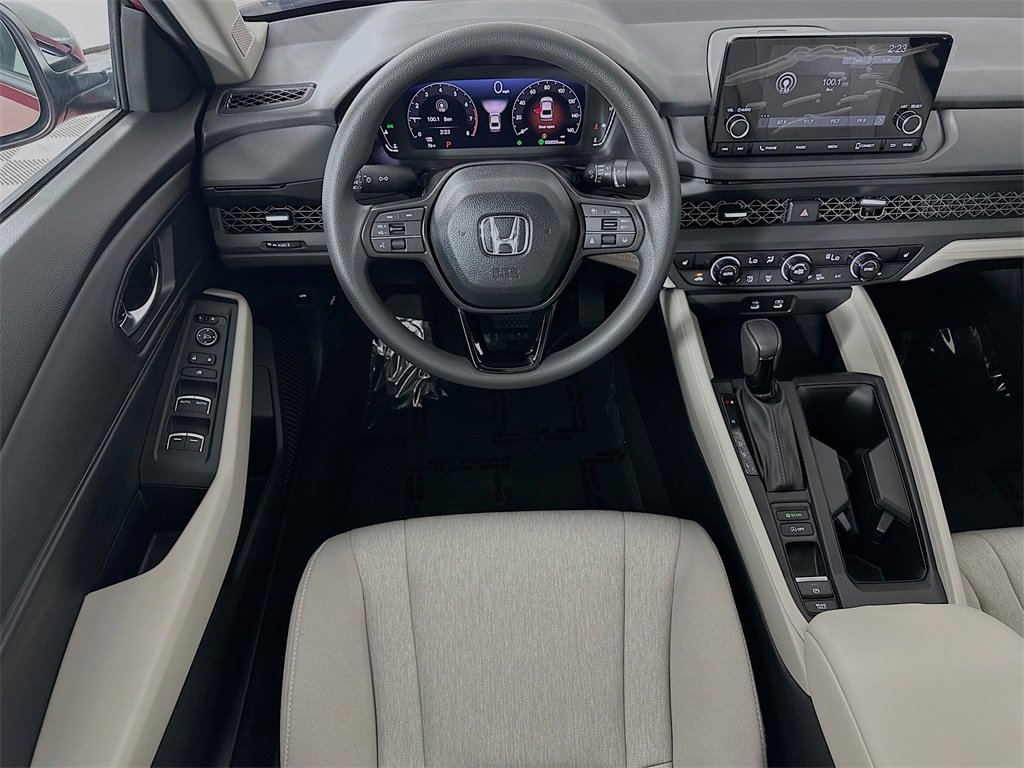 New 2025 Honda Accord SE image 2