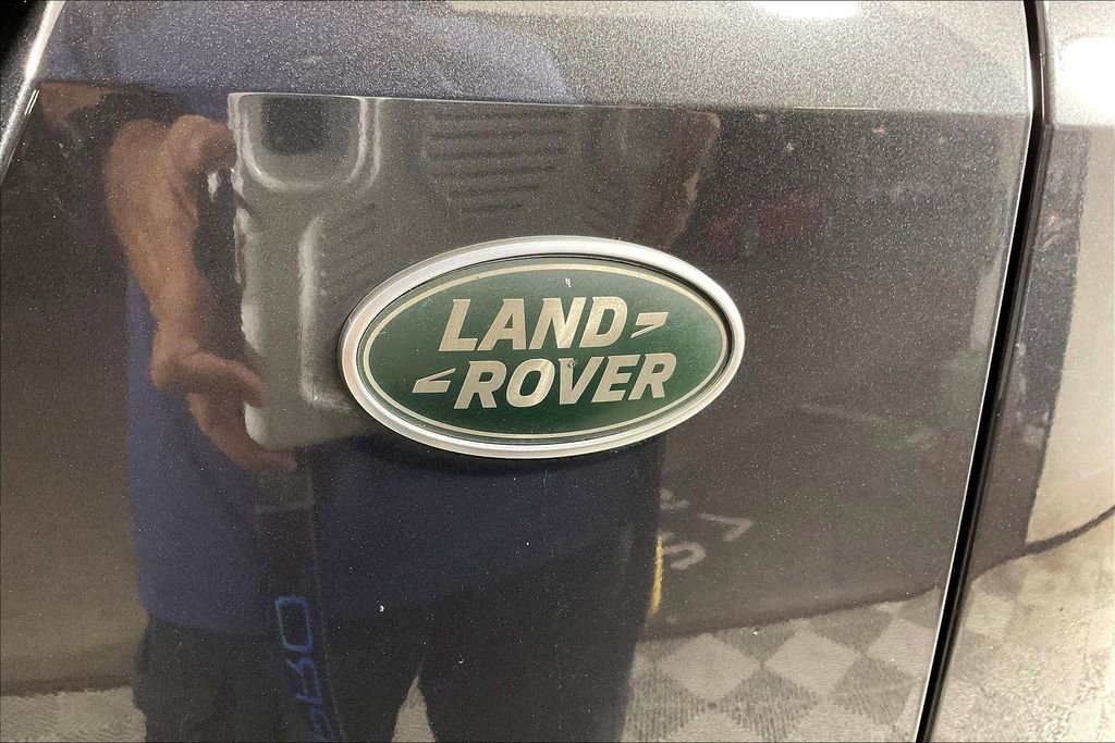 Used 2023 Land Rover Range Rover Evoque HST image 31