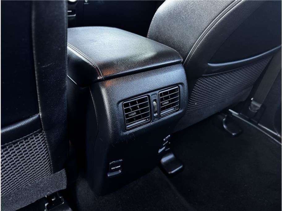 Used 2019 Toyota 4Runner TRD Off-Road Premium AWD/4WD image 18