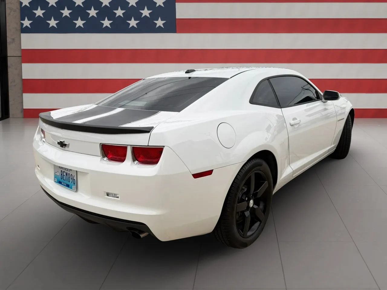 Used 2010 Chevrolet Camaro LT w/ Black Stripe Package RWD image 7