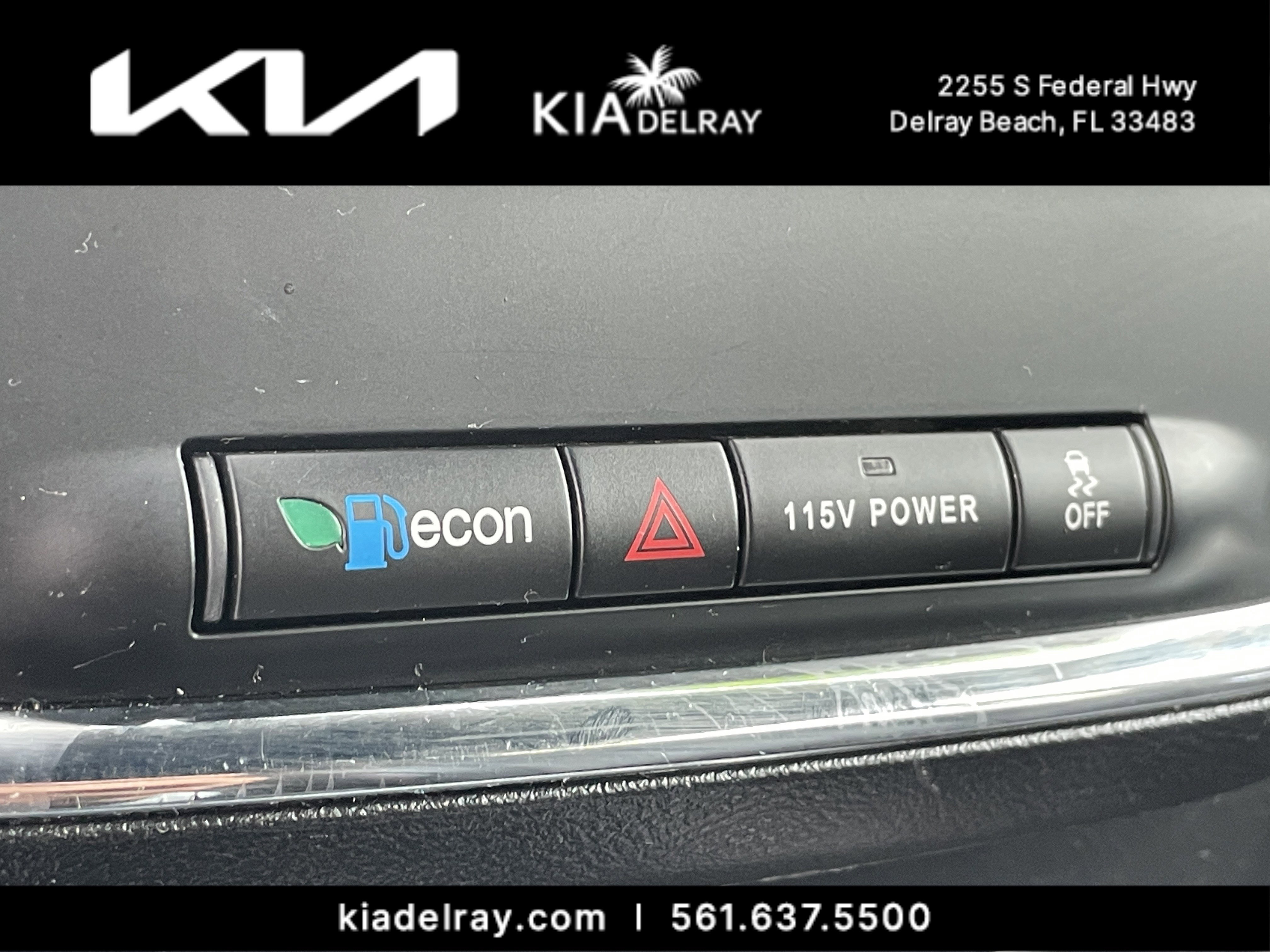 Used 2019 Dodge Grand Caravan GT image 25