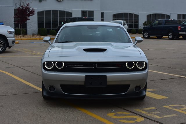 Used 2022 Dodge Challenger R/T image 2