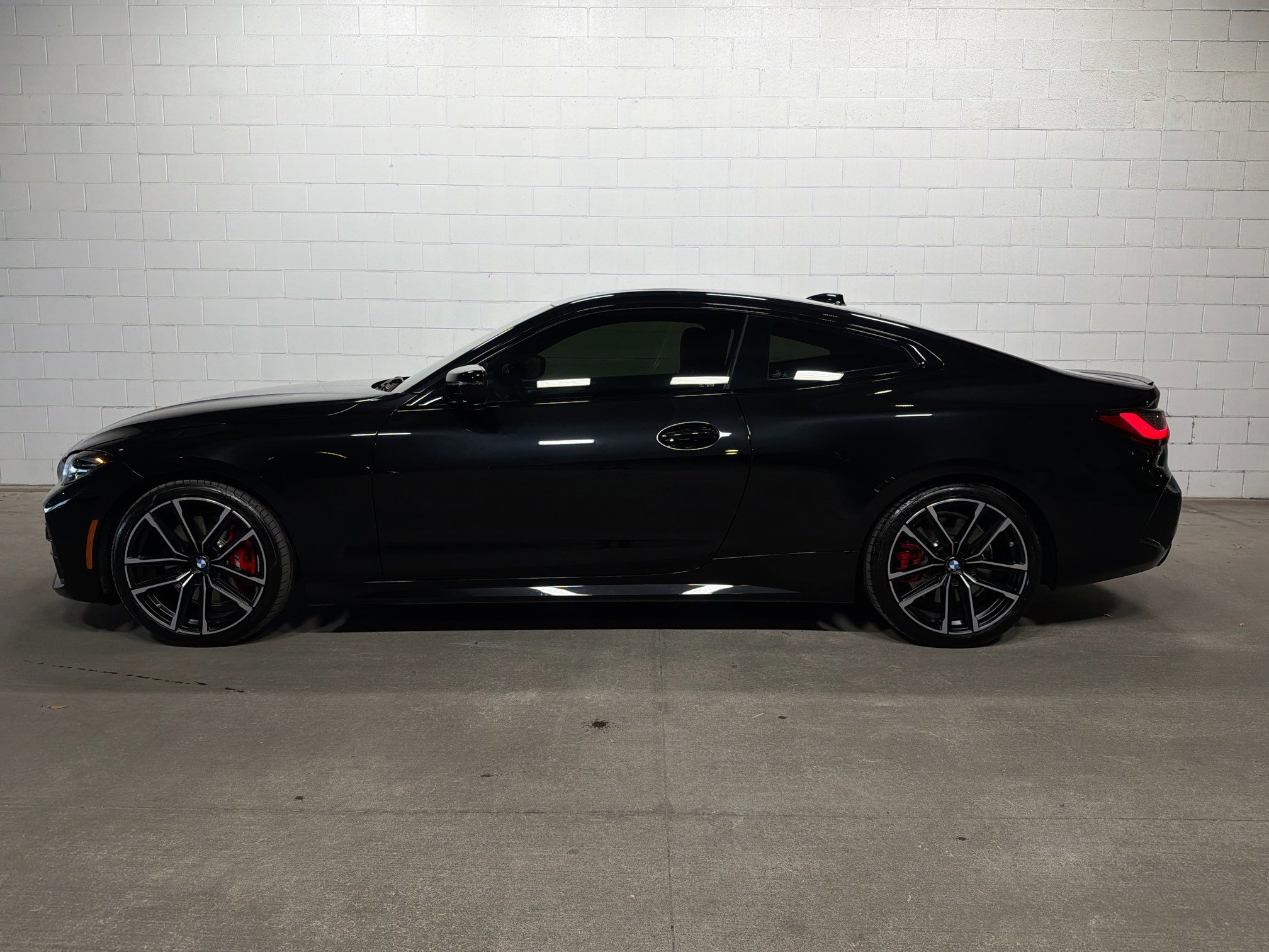 Used 2022 BMW M440i M440i w/ Premium Package image 2