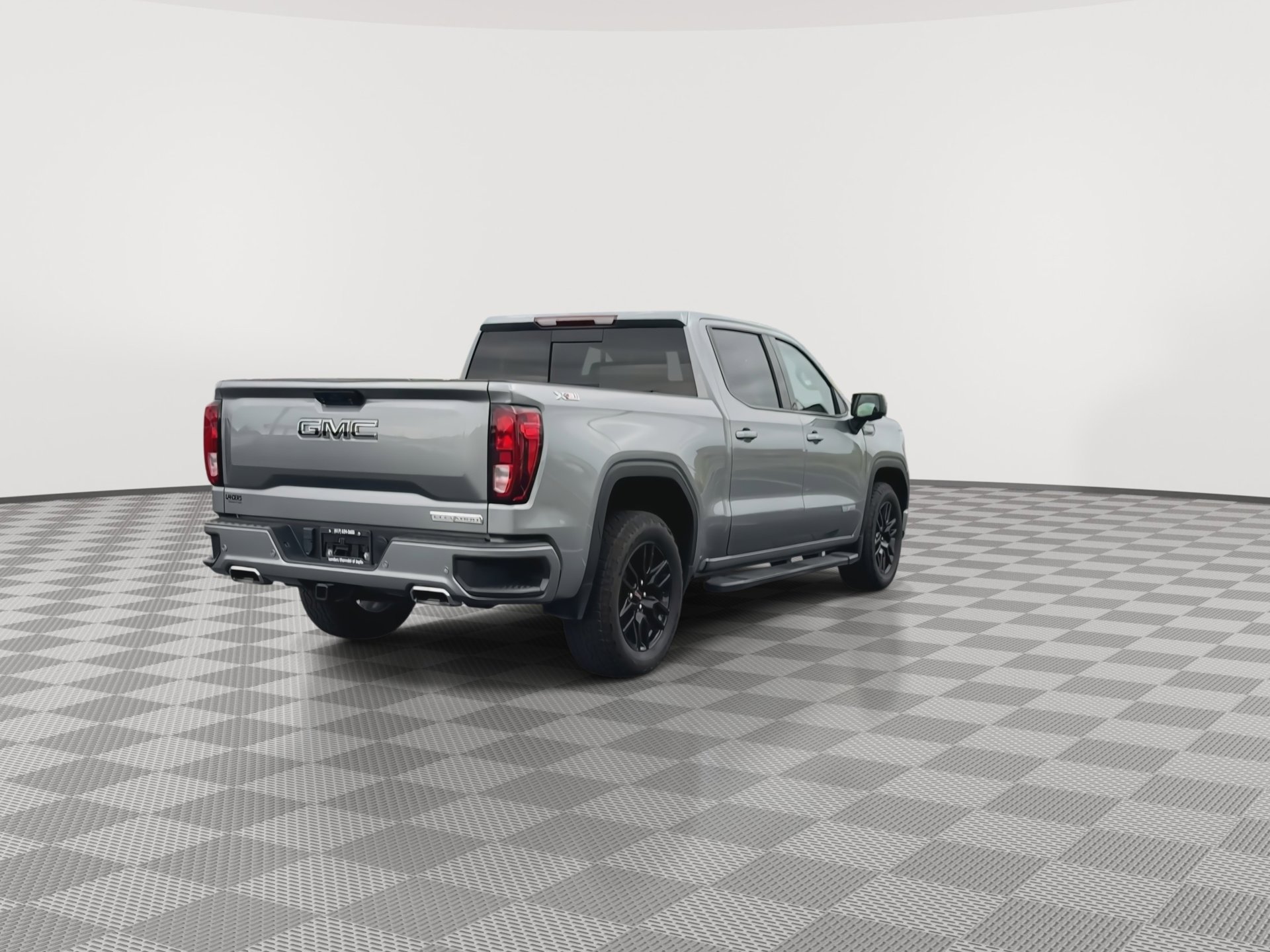 Used 2024 GMC Sierra 1500 Elevation w/ Elevation Premium Package AWD/4WD image 8