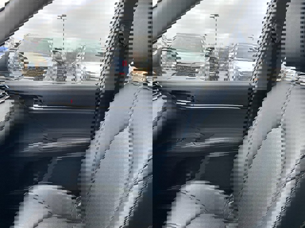 Used 2024 Toyota Camry XSE image 10