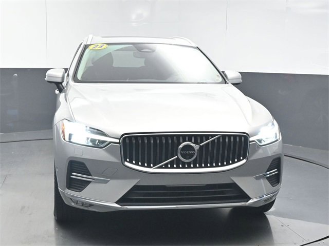 Used 2023 Volvo XC60 B5 Plus w/ Protection Package Premier image 3