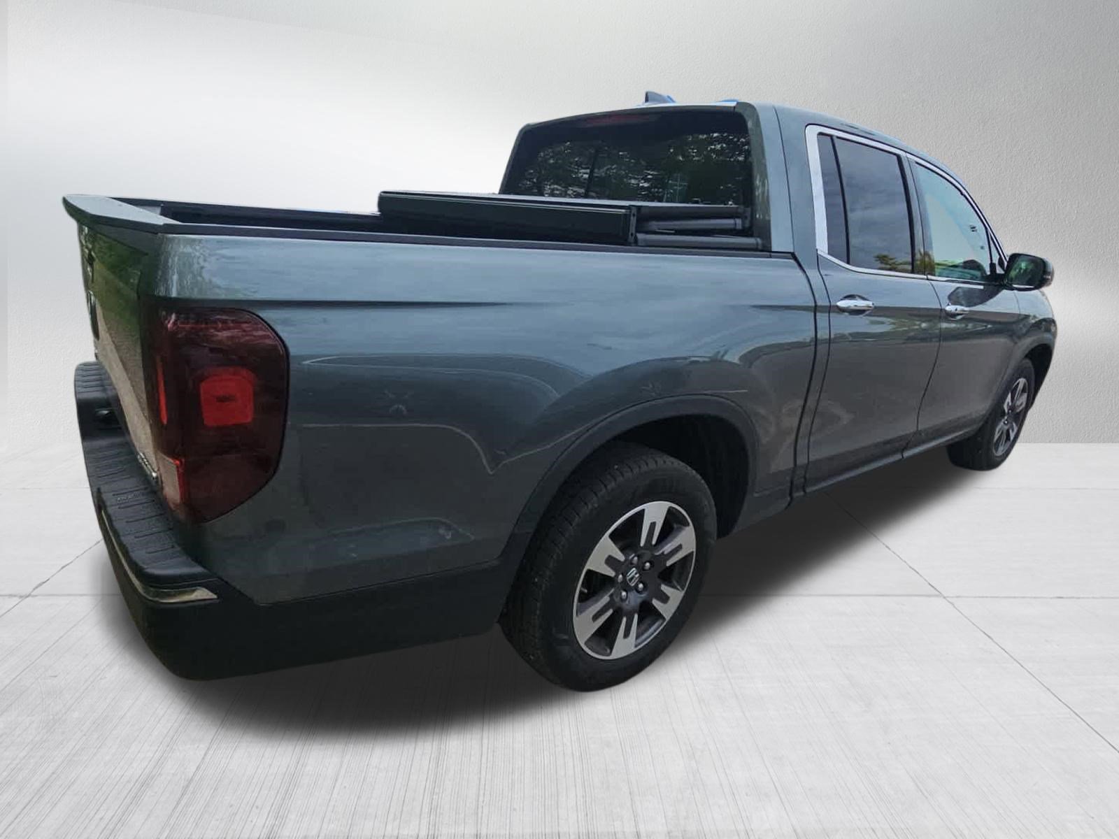 Used 2019 Honda Ridgeline RTL-E image 4