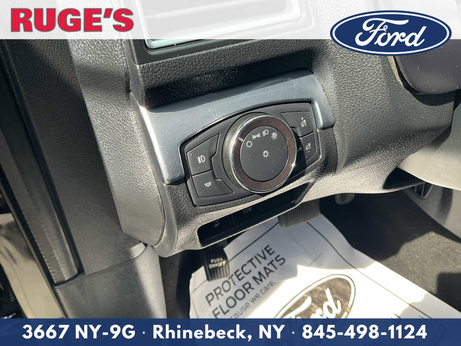 Used 2019 Ford Explorer Sport image 17