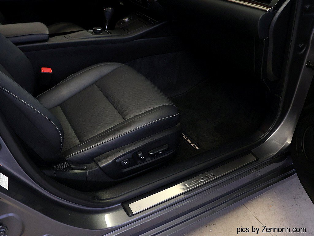 Used 2015 Lexus ES 350 w/ Premium Package FWD image 31