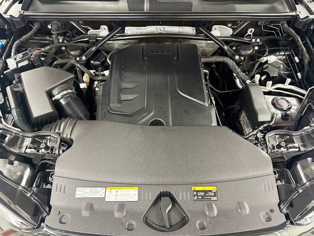 Certified 2025 Audi Q5 Premium Plus w/ Premium Plus image 28