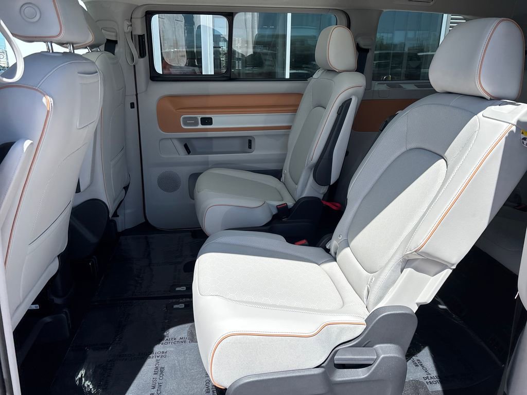 New 2025 Volkswagen ID. Buzz Pro S Plus AWD/4WD image 24