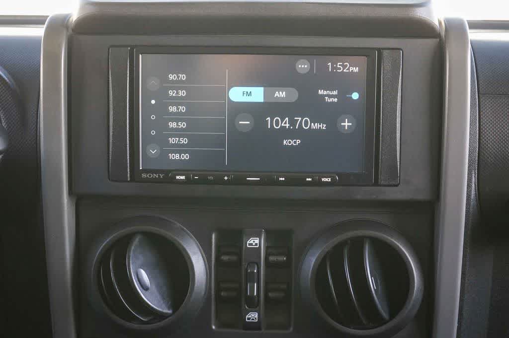 Used 2010 Jeep Wrangler Unlimited Sport AWD/4WD image 14