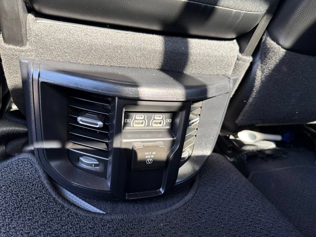 Used 2024 RAM 2500 Laramie AWD/4WD image 29