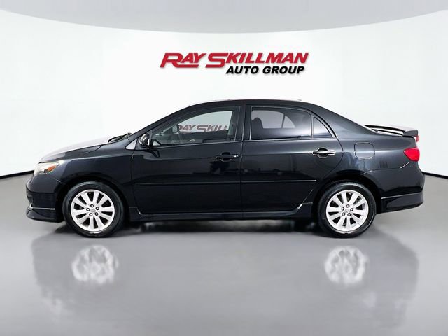 Used 2010 Toyota Corolla FWD image 4