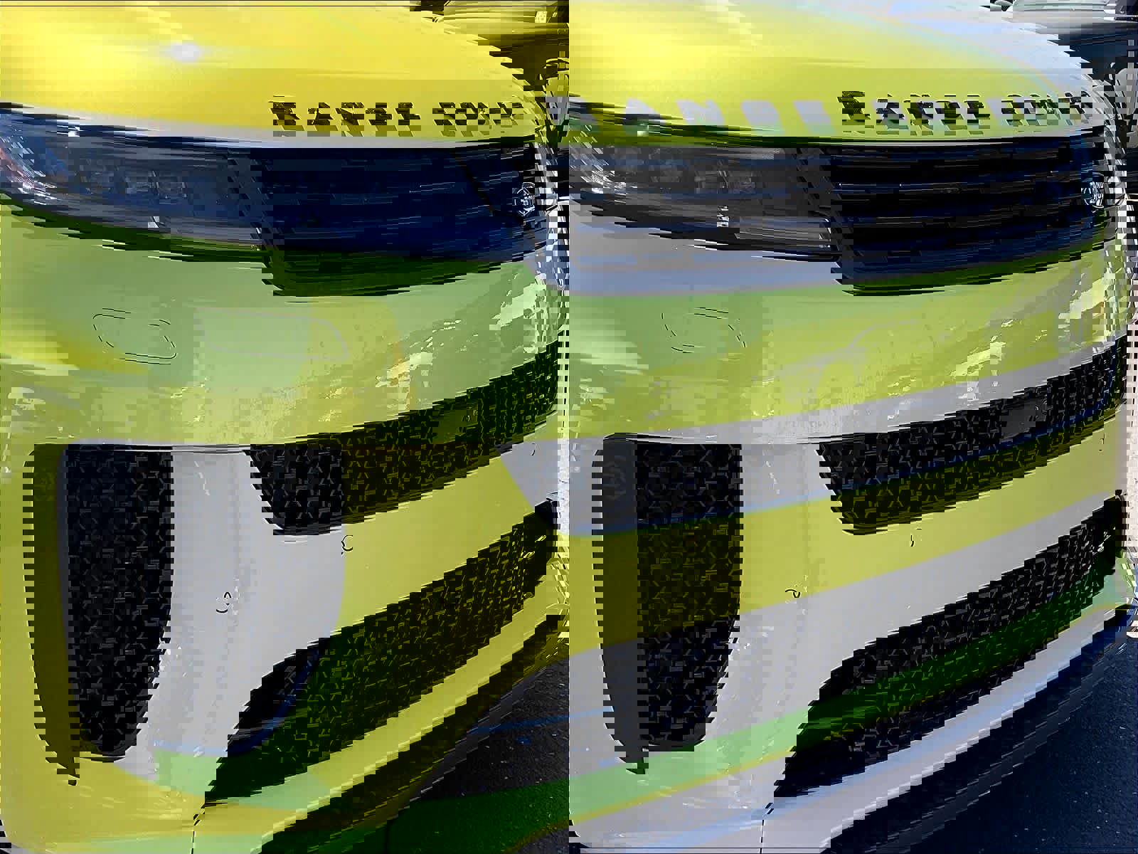 New 2025 Land Rover Range Rover Sport SV Edition Two image 34