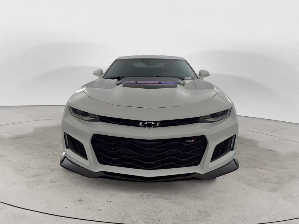 Used 2022 Chevrolet Camaro ZL1 RWD image 8