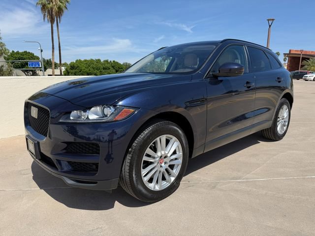 Used 2019 Jaguar F-PACE Prestige image 3