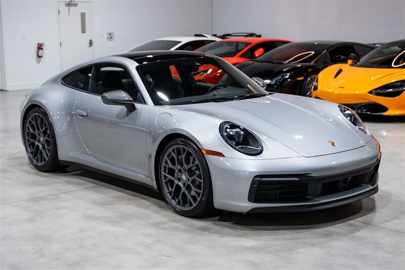 Used 2024 Porsche 911 Carrera T RWD image 8