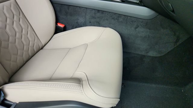 New 2026 Volvo XC60 B5 Core w/ Protection Package Premier AWD/4WD image 33