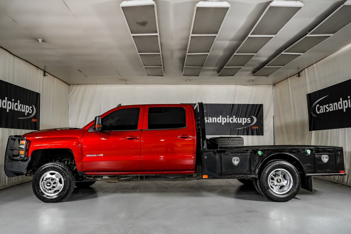 Used 2019 Chevrolet Silverado 3500 LT w/ LT Convenience Package AWD/4WD image 11