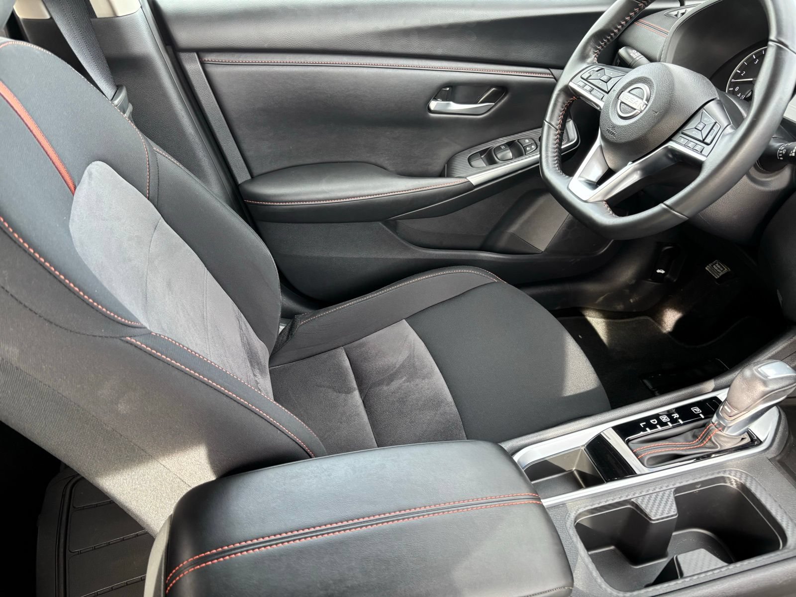 Used 2024 Nissan Sentra SR FWD image 20