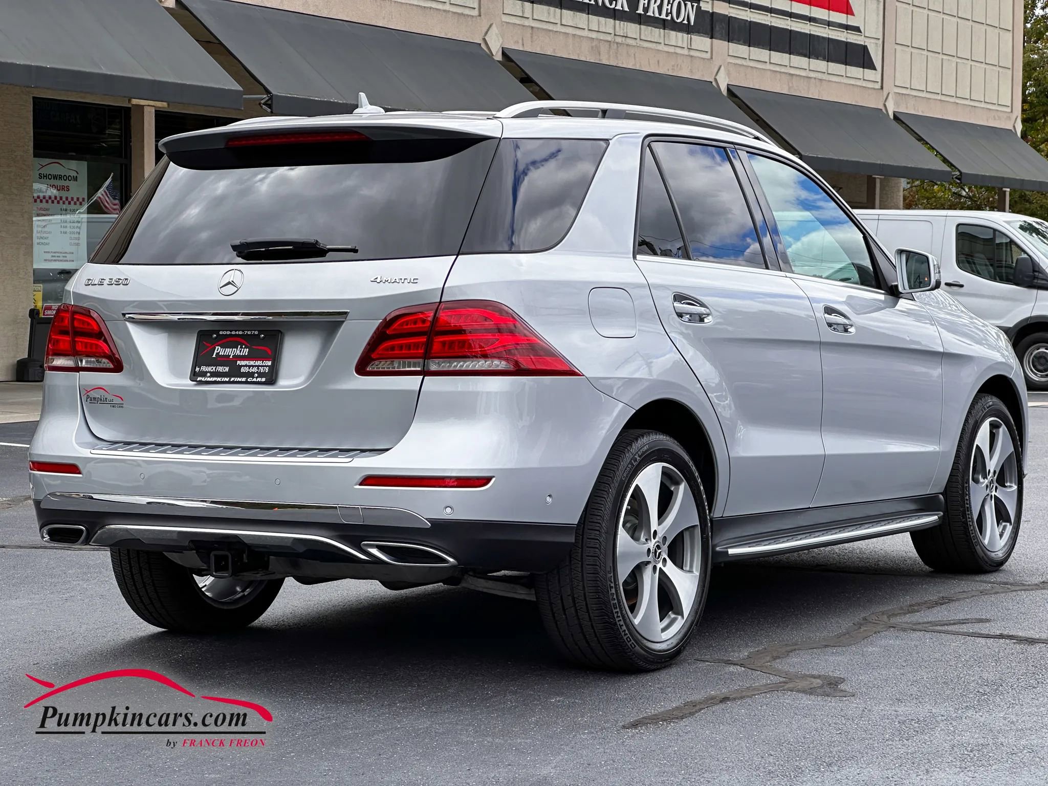 Used 2018 Mercedes-Benz GLE 350 4MATIC image 3