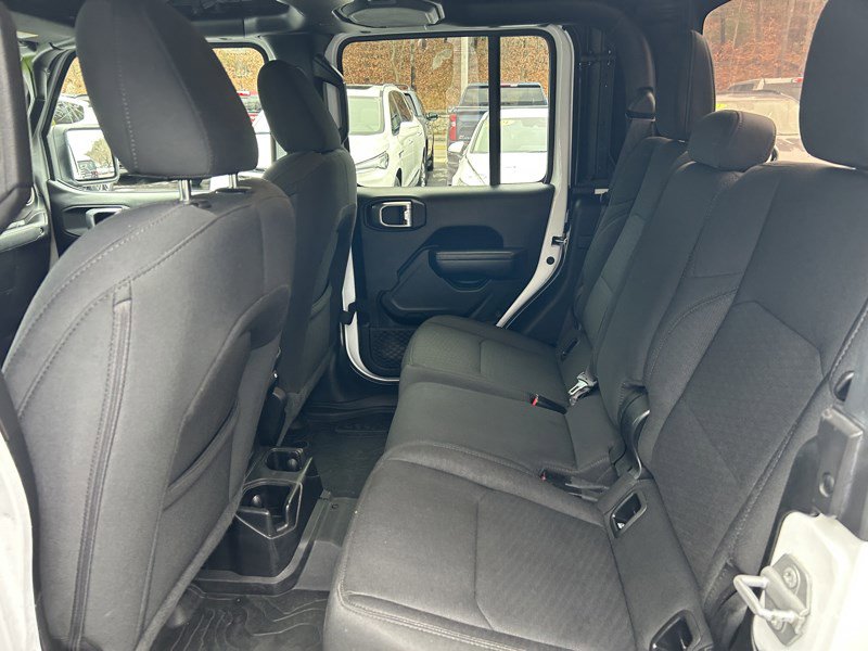 Used 2021 Jeep Gladiator Sport image 13