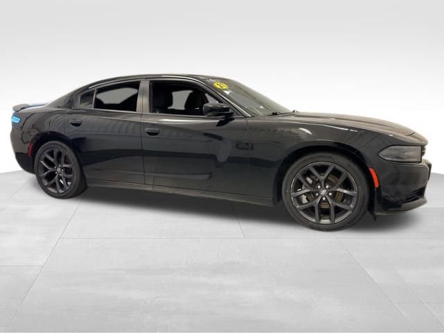 Used 2021 Dodge Charger SXT w/ Blacktop Package image 6