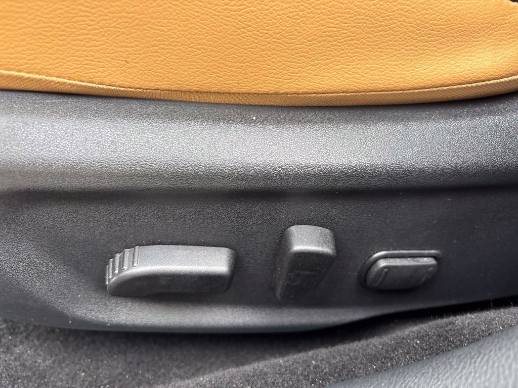 Certified 2025 Nissan Sentra SV w/ SV Premium Package FWD image 19