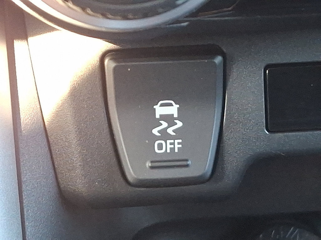 Certified 2019 Toyota RAV4 LE AWD/4WD image 26