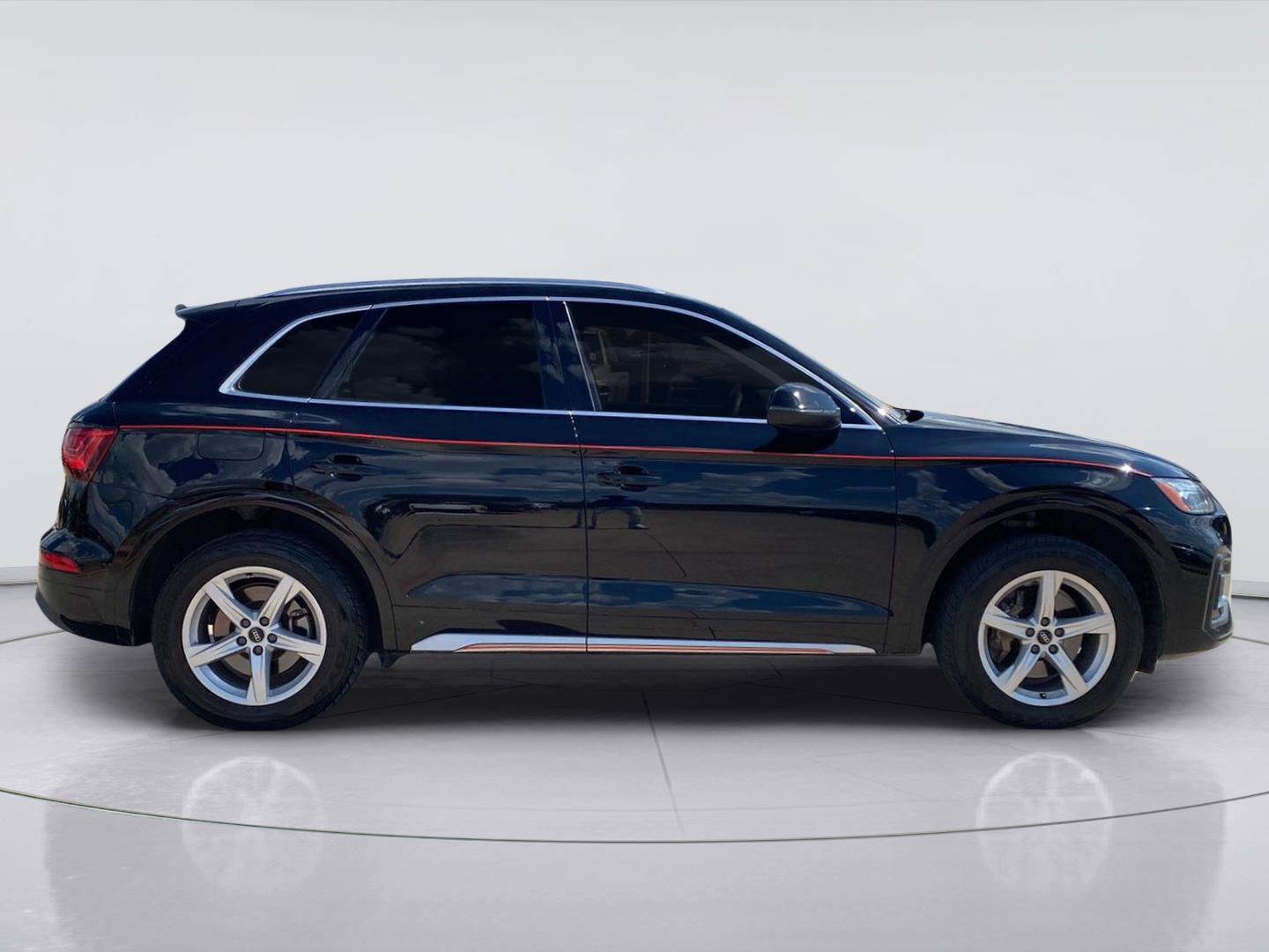Used 2021 Audi Q5 2.0T Premium AWD/4WD image 7