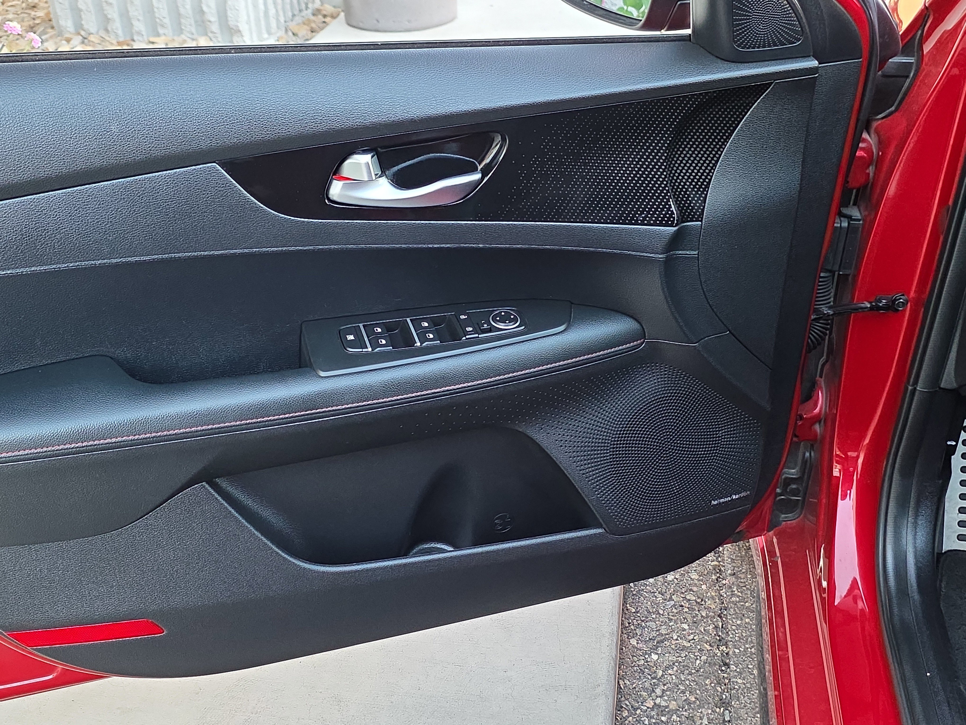 Used 2022 Kia Forte GT w/ GT2 Package image 11