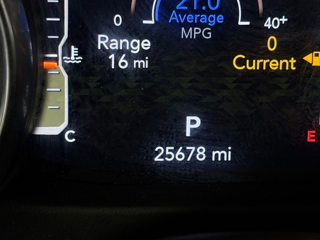 Used 2023 Jeep Wrangler Unlimited Rubicon image 15