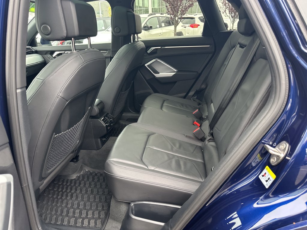 Used 2022 Audi Q3 2.0T Premium AWD/4WD image 14