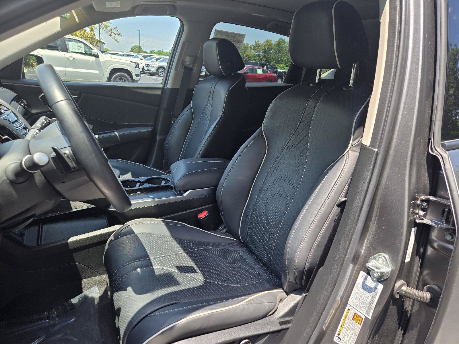 Used 2025 Acura RDX w/ Advance Package AWD/4WD image 13