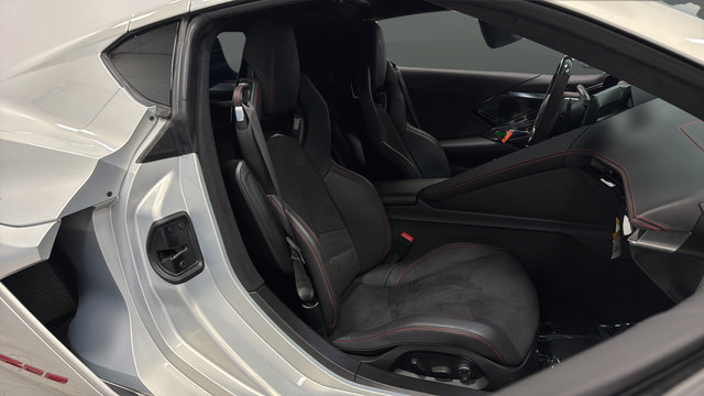 Used 2024 Chevrolet Corvette Z06 w/ Stealth Interior Trim Package RWD image 25