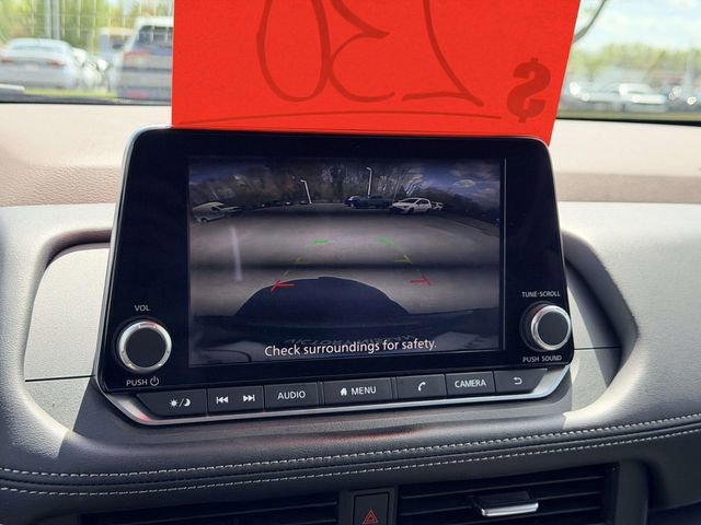 Used 2023 Nissan Rogue SV image 20