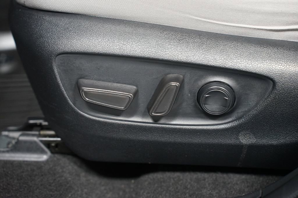 Certified 2024 Toyota RAV4 XLE image 33