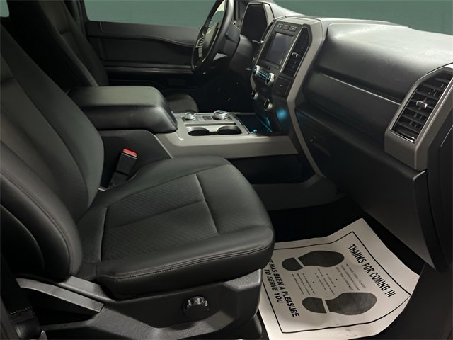 Used 2019 Ford Expedition XLT image 16