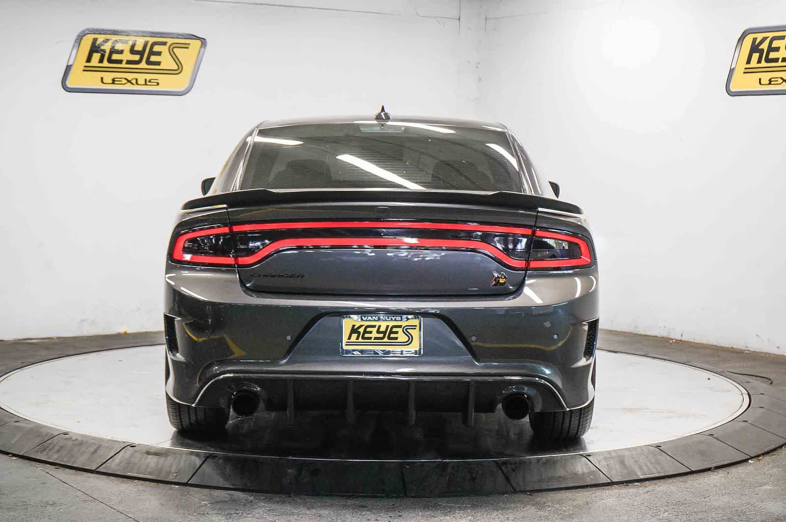 Used 2023 Dodge Charger Scat Pack w/ Harman/Kardon Audio Group RWD image 3