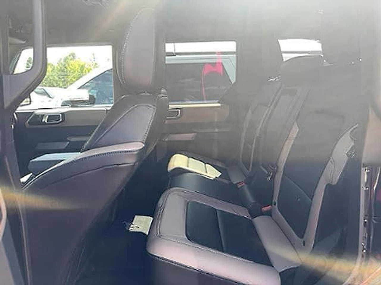 Used 2023 Ford Bronco Wildtrak image 12