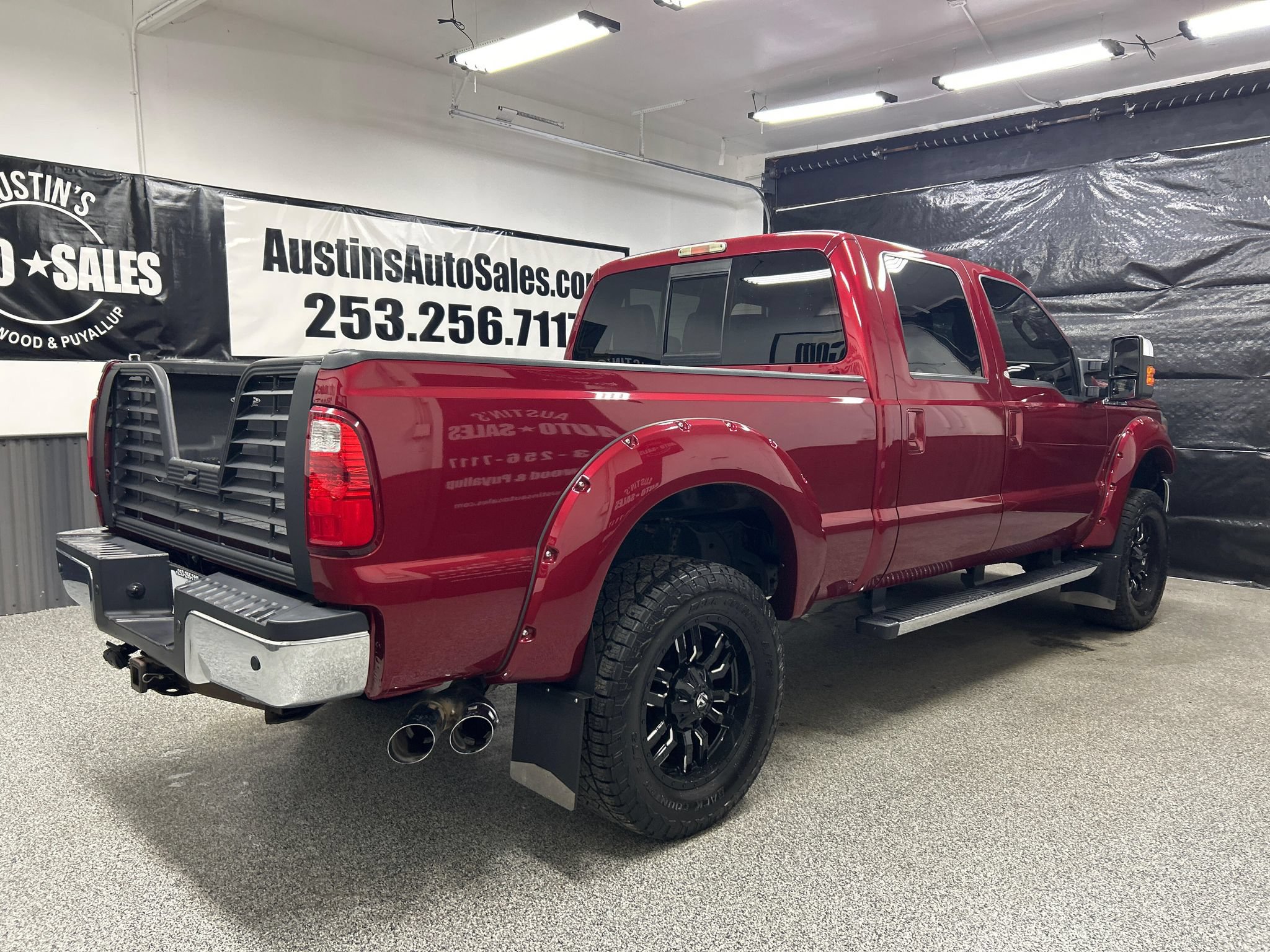 Used 2016 Ford F250 Lariat w/ Chrome Package AWD/4WD image 6