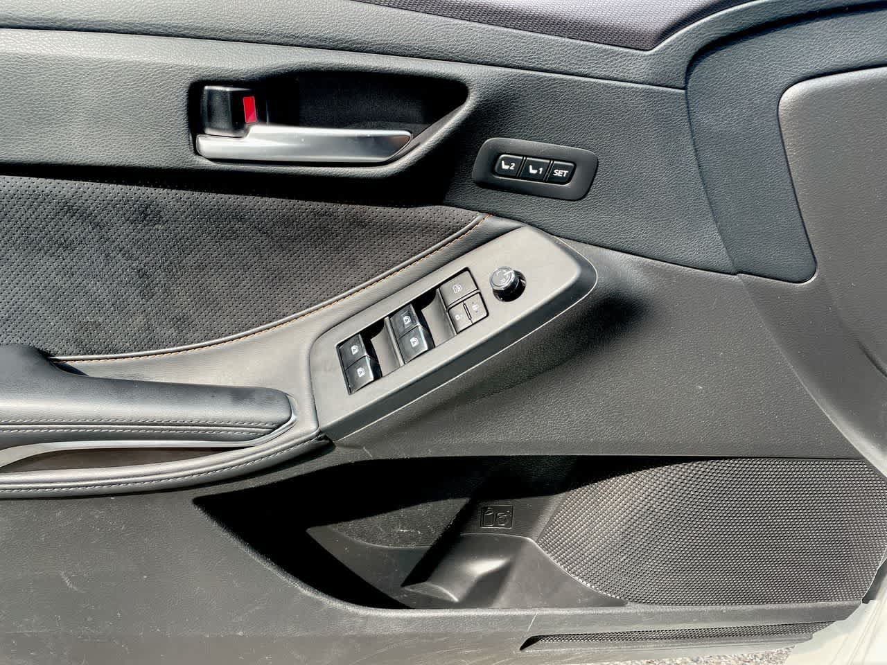 Used 2019 Toyota Avalon Touring FWD image 33