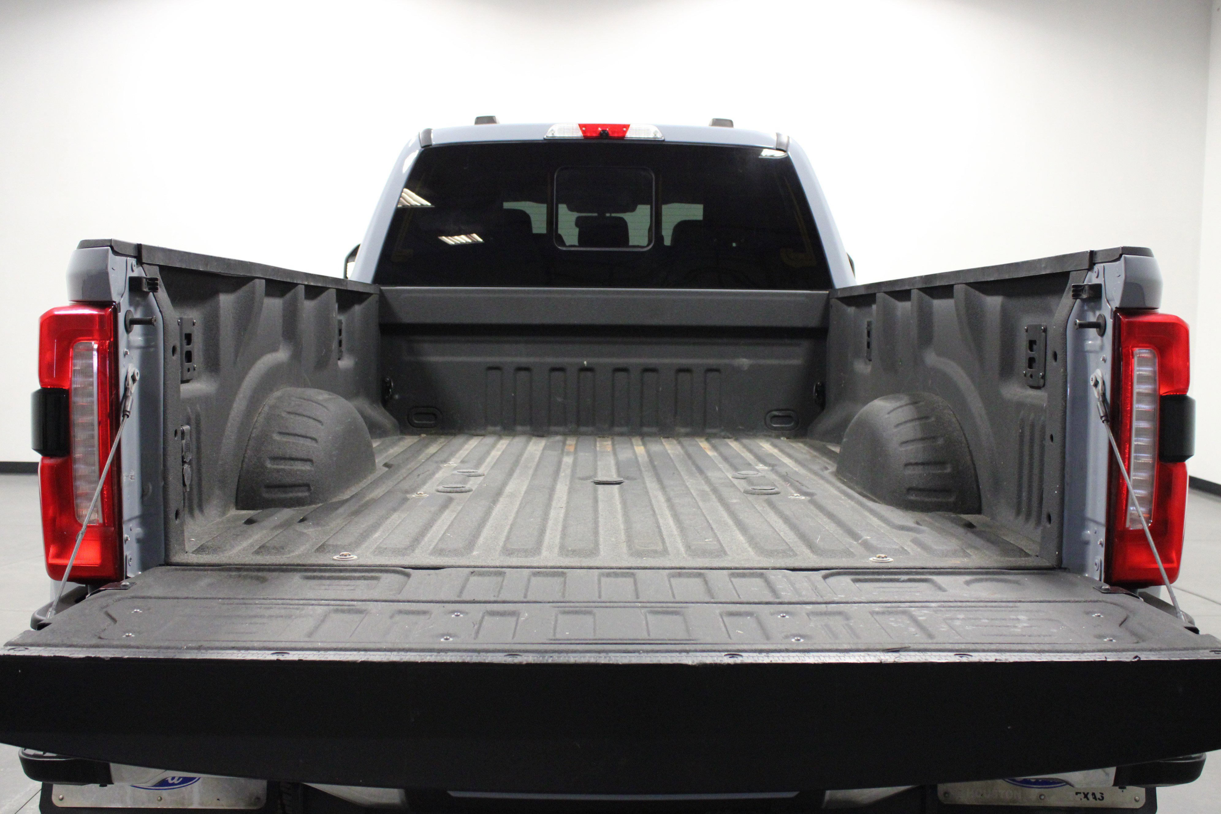 Used 2024 Ford F350 Lariat w/ Chrome Package image 14