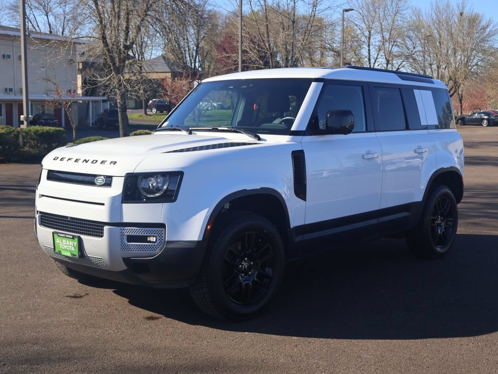 Used 2025 Land Rover Defender 110 S AWD/4WD image 10