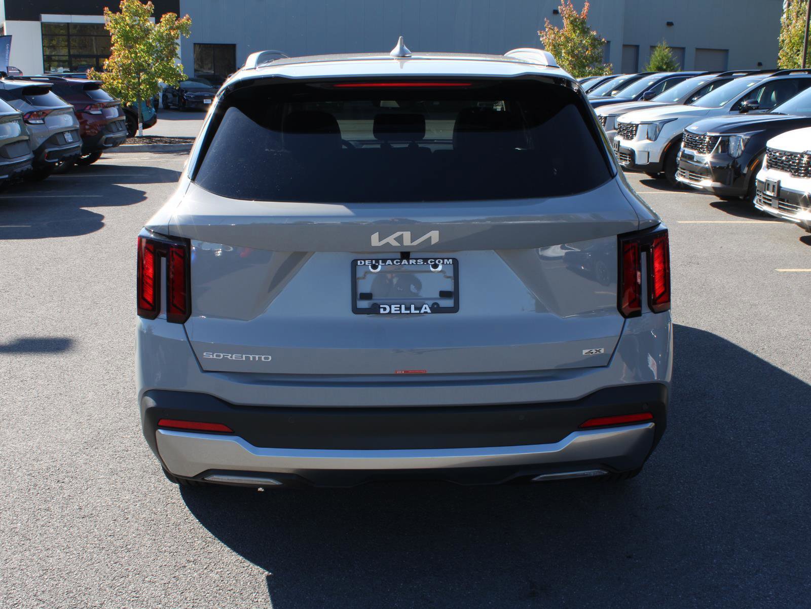 New 2026 Kia Sorento S image 6