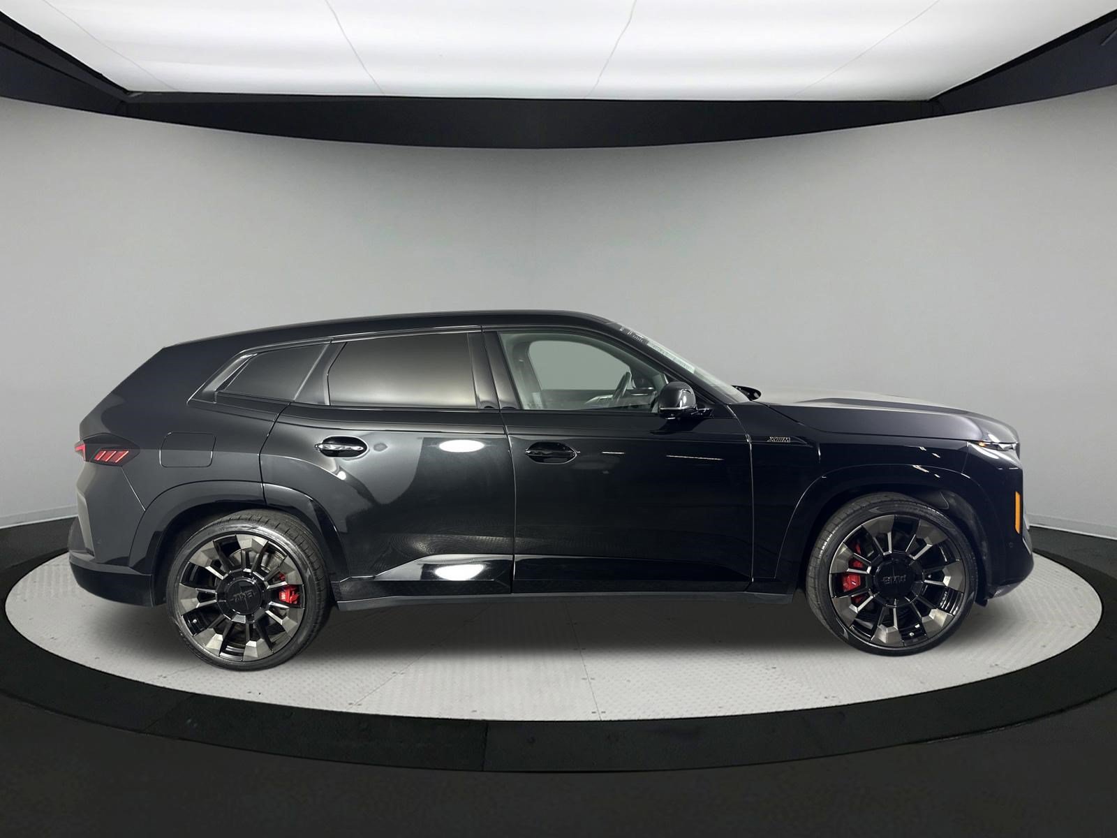 Certified 2023 BMW XM AWD/4WD image 4