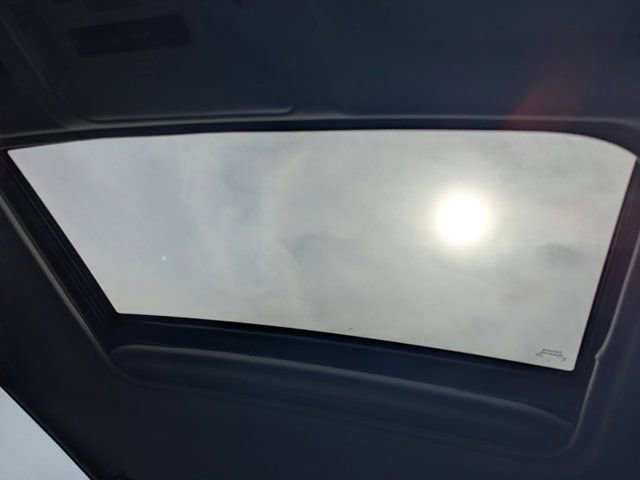 Used 2025 Toyota RAV4 XLE w/ Convenience Package image 27